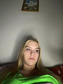 Snapshot of AlinaLiii chatting on 29, 5, 2026 AlinaLiii online show from 29, 5, 2026