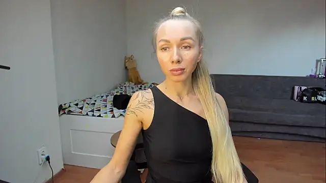 AlisiaCat online show from 6, 5, 2026