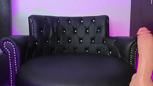 Kelseyfoxy  online show from 6, 5, 2026