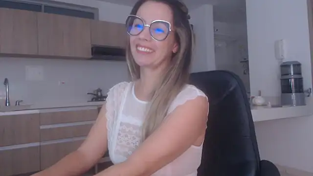 LovePaula online show from 19, 3, 2026