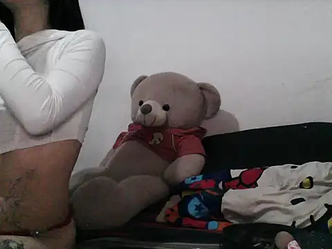 SweettPoison  online show from 12, 10, 2025