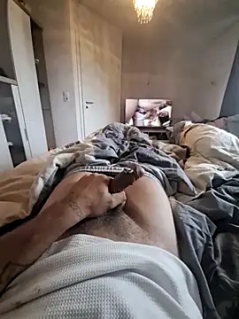 Danielxxxbbn online show from 20, 10, 2025