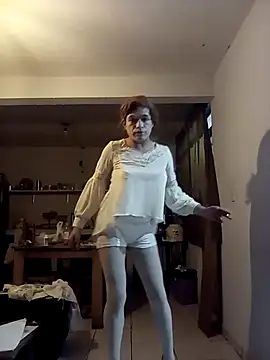 transreyna online show from 13, 2, 2025