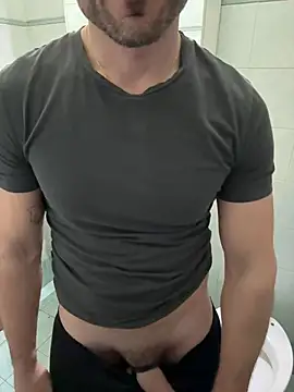 Snapshot of giovan2020 chatting on 15, 1, 2026 giovan2020 online show from 15, 1, 2026