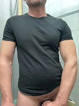 Snapshot of giovan2020 chatting on 31, 3, 2026 giovan2020 online show from 31, 3, 2026