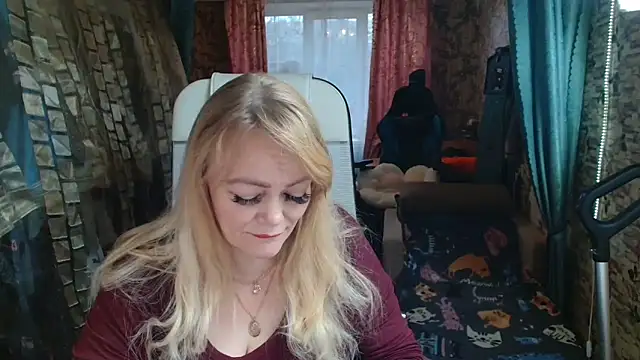 Sweet-blonde online show from 10, 11, 2025