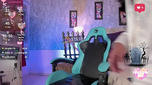 Lauren smiles online show from 1, 11, 2025