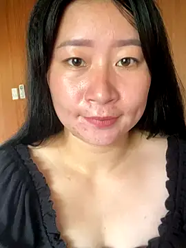 violet-00 online show from 6, 10, 2025