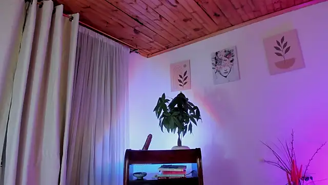 Lauraricci   online show from 27, 6, 2026
