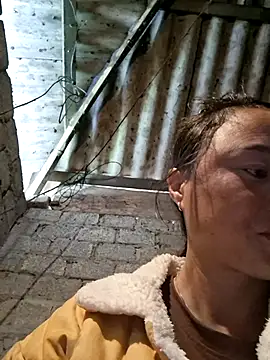 xuxulovezz online show from 1, 10, 2025