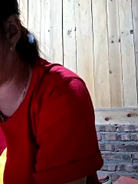 xuxulovezz online show from 17, 2, 2026