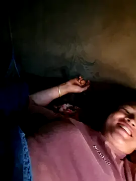 Snapshot of xuxulovezz chatting on 6, 8, 2026 xuxulovezz online show from 6, 8, 2026