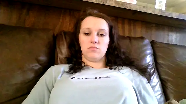 brunettebabexo3 online show from 28, 2, 2026