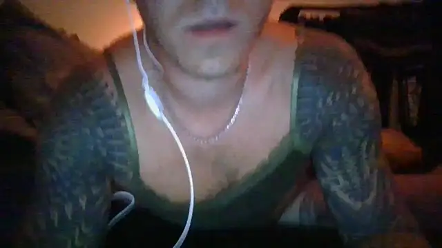 Snapshot of rarnox chatting on 22, 9, 2025 rarnox online show from 22, 9, 2025