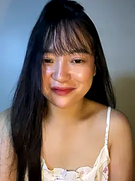 Snapshot of Be_xinh chatting on 12, 10, 2025 Be xinh online show from 12, 10, 2025