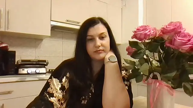 Feymaria online show from 3, 10, 2025