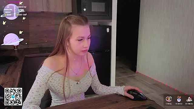 Snapshot of BarelyBliss chatting on 20, 10, 2025 BarelyBliss online show from 20, 10, 2025