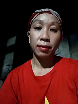 Snapshot of vtmbae chatting on 8, 10, 2025 vtmbae online show from 8, 10, 2025