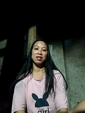 Snapshot of vtmbae chatting on 2, 11, 2025 vtmbae online show from 2, 11, 2025