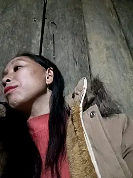 Snapshot of vtmbae chatting on 14, 12, 2025 vtmbae online show from 14, 12, 2025