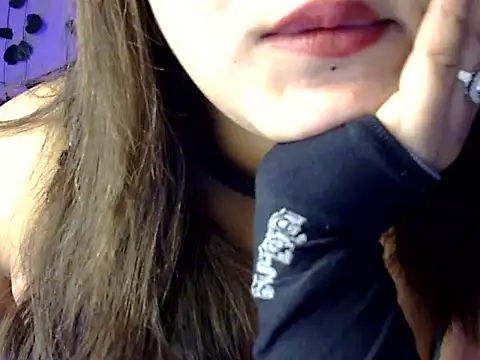 Aaliya02 online show from 7, 1, 2026