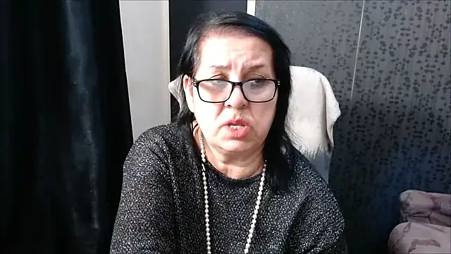 Snapshot of MissSanjanne chatting on 6, 3, 2025 MissSanjanne online show from 6, 3, 2025