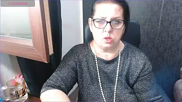 Snapshot of MissSanjanne chatting on 16, 9, 2025 MissSanjanne online show from 16, 9, 2025