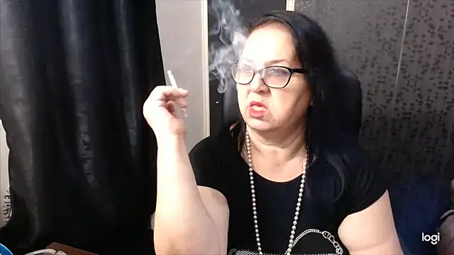 Snapshot of MissSanjanne chatting on 10, 10, 2025 MissSanjanne online show from 10, 10, 2025