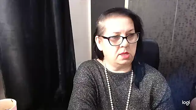 Snapshot of MissSanjanne chatting on 17, 10, 2025 MissSanjanne online show from 17, 10, 2025