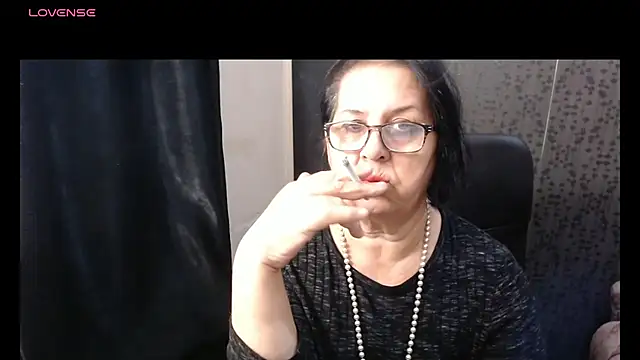 Snapshot of MissSanjanne chatting on 9, 1, 2026 MissSanjanne online show from 9, 1, 2026