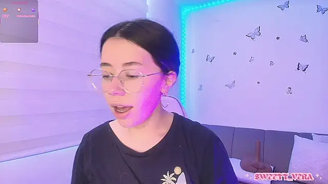 sweettvera online show from 30, 4, 2026
