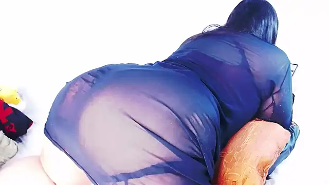 vivianepierss online show from 18, 12, 2025