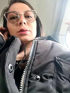 Mia-love-03 online show from 29, 9, 2025