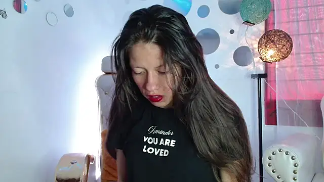 Nina Roser online show from 24, 9, 2025