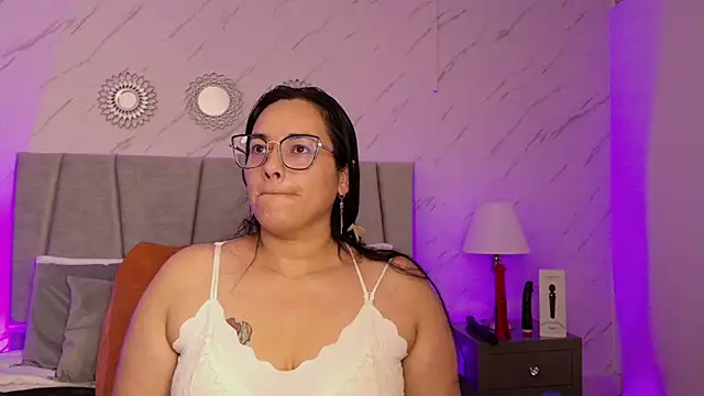 Michell Monet online show from 31, 7, 2026