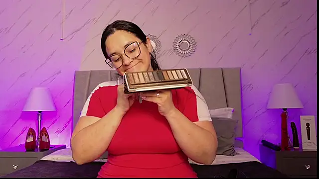 Michell Monet online show from 3, 8, 2026