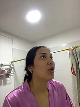 IsabellaJoness  online show from 7, 11, 2025