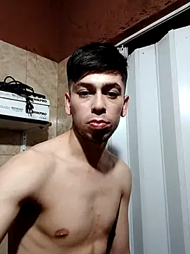 Agusbrown online show from 5, 10, 2025