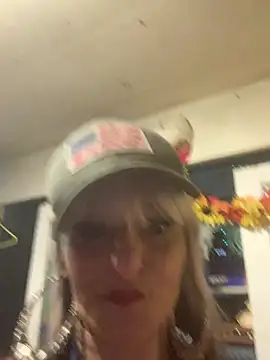 Snapshot of blondebarbiebae chatting on 13, 5, 2026 blondebarbiebae online show from 13, 5, 2026