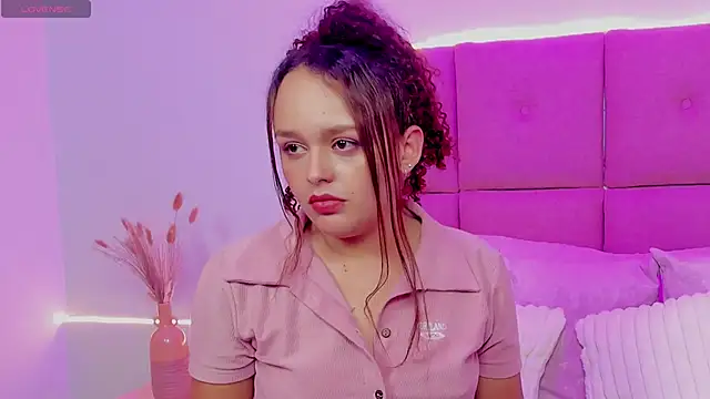 CamilaGomez149 online show from 10, 5, 2026
