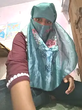 Snapshot of Hot_pussy5 chatting on 25, 9, 2025 Hot pussy5 online show from 25, 9, 2025