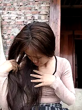 Mai lovely online show from 17, 3, 2026