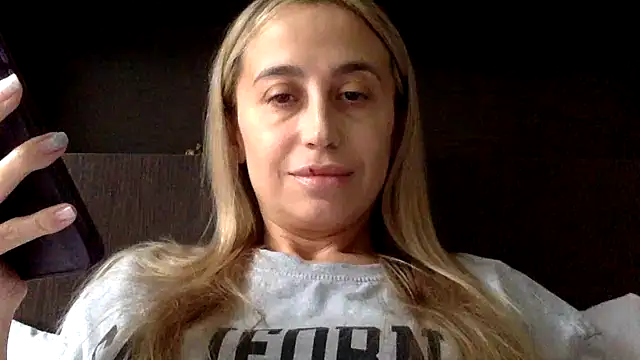 Snapshot of Jeyvaris chatting on 29, 9, 2025 Jeyvaris online show from 29, 9, 2025