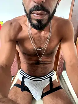 Snapshot of versatilssa21cm chatting on 28, 9, 2025 versatilssa21cm online show from 28, 9, 2025