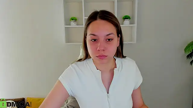 Al1ice Moures online show from 13, 10, 2025