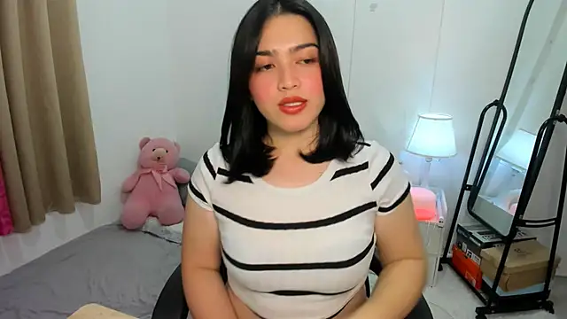 Snapshot of BubbbleButtDemi chatting on 11, 10, 2025 BubbbleButtDemi online show from 11, 10, 2025