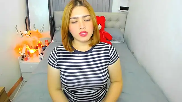 Snapshot of BubbbleButtDemi chatting on 1, 2, 2026 BubbbleButtDemi online show from 1, 2, 2026