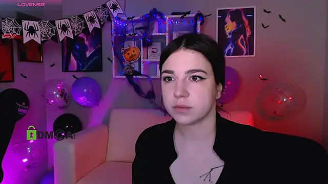 Snapshot of justcamila_ chatting on 29, 10, 2025 justcamila  online show from 29, 10, 2025