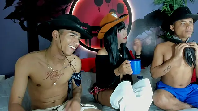 Bi Loverss online show from 28, 9, 2025