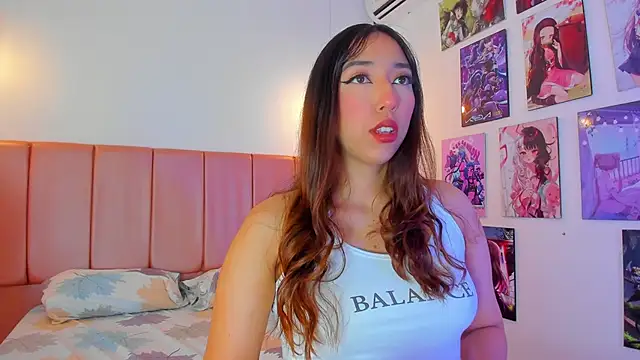 Snapshot of emily__walker chatting on 9, 2, 2026 emily walker online show from 9, 2, 2026